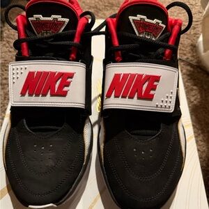 LeBron 21 Deion Primetime Edition limited!!